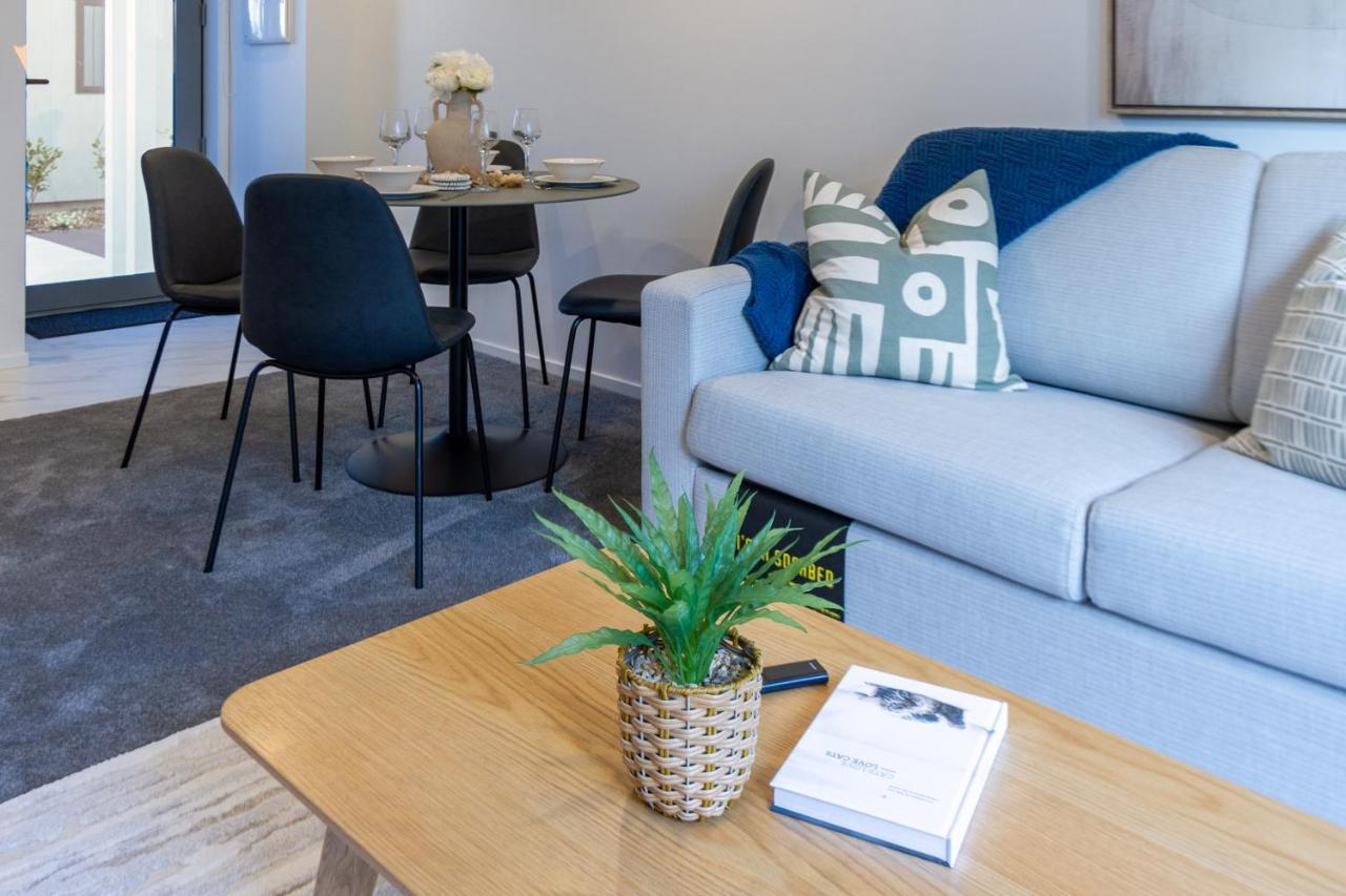 Urban Park Escape 2 Bed 2 Bath W/Carpark Appartement Christchurch Buitenkant foto