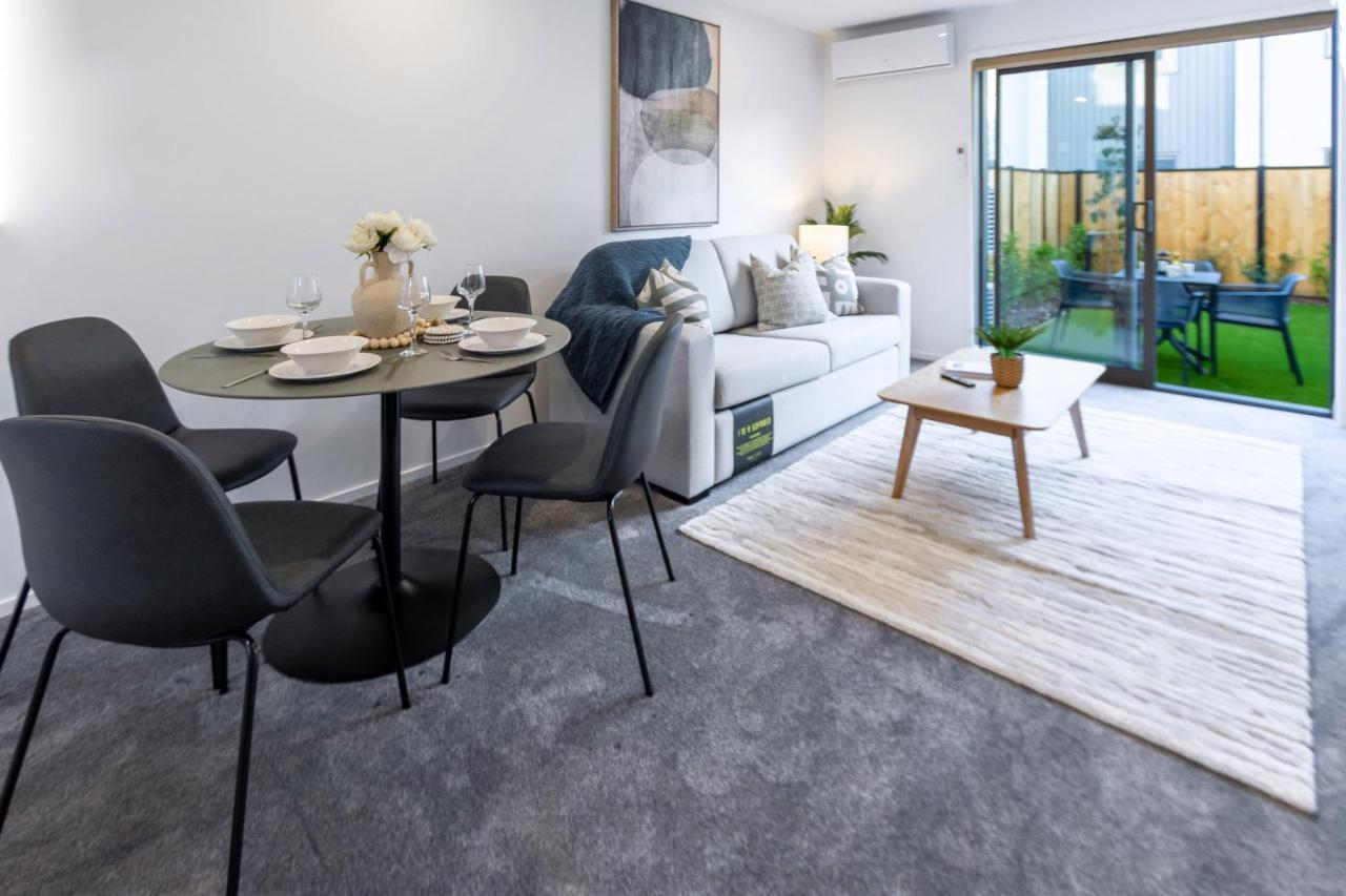 Urban Park Escape 2 Bed 2 Bath W/Carpark Appartement Christchurch Buitenkant foto